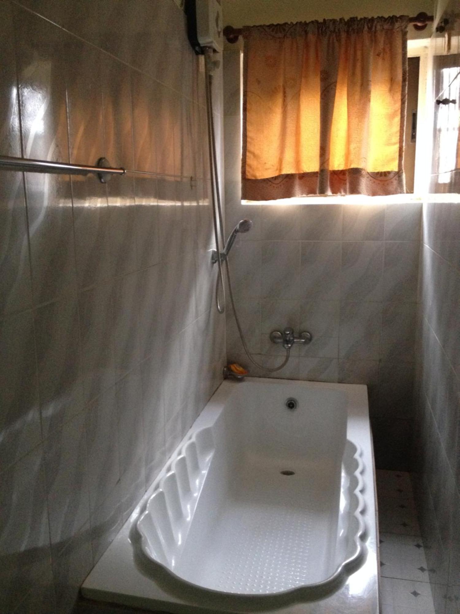 Hotel Francilia Cape Coast Exterior photo