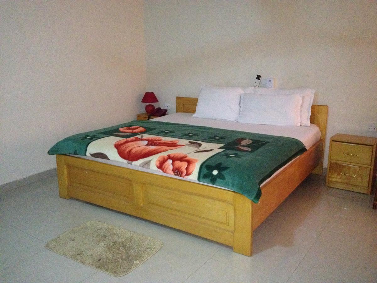 Hotel Francilia Cape Coast Exterior photo